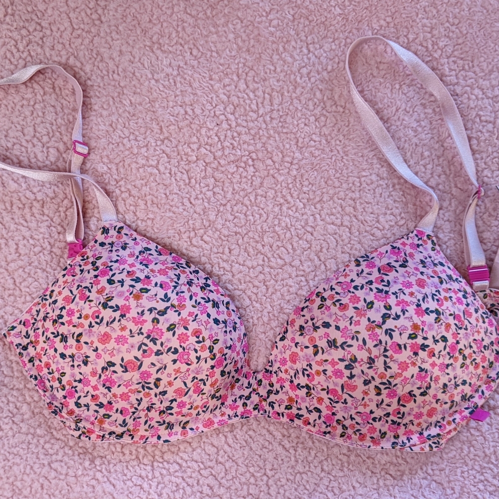 Victoria's Secret Pink Floral Bra 34D